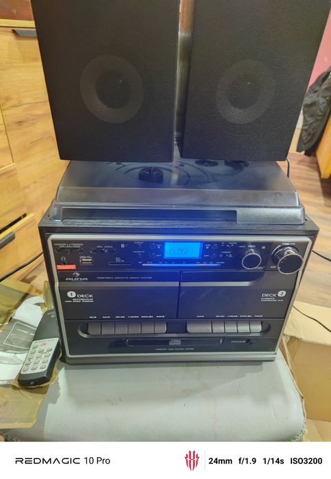 Музыкальный центр на винилах auna