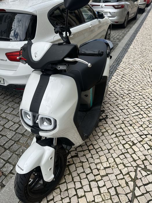 Yamaha NEO'S versão Dual Battery