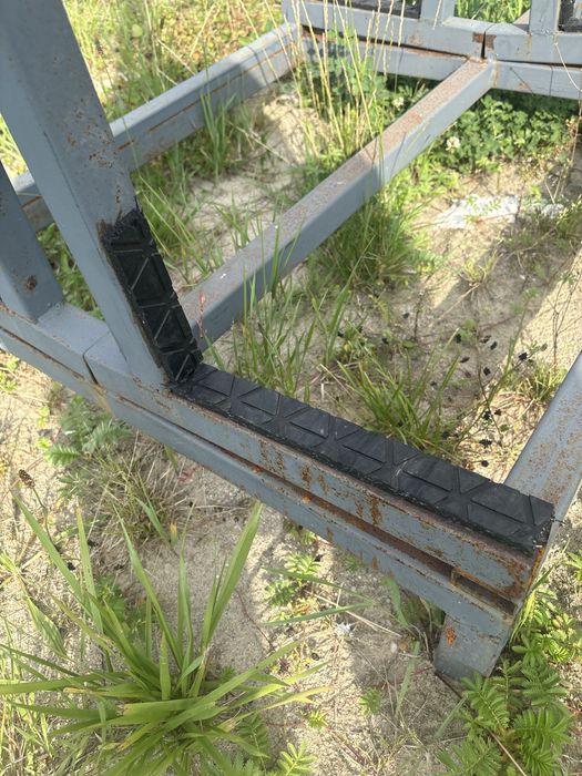 Stojak do przewozu szkła