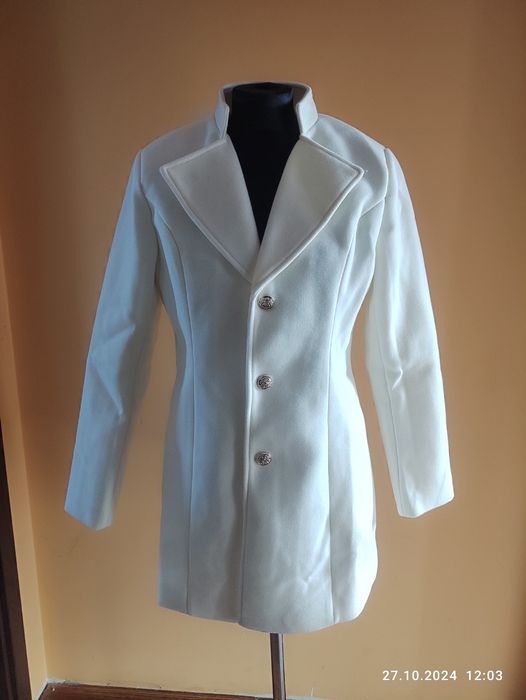 Płaszczyk jesienny śmietanka L