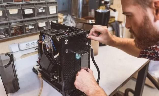 Ремонт кавомашин. Чищення та догляд кавомашин