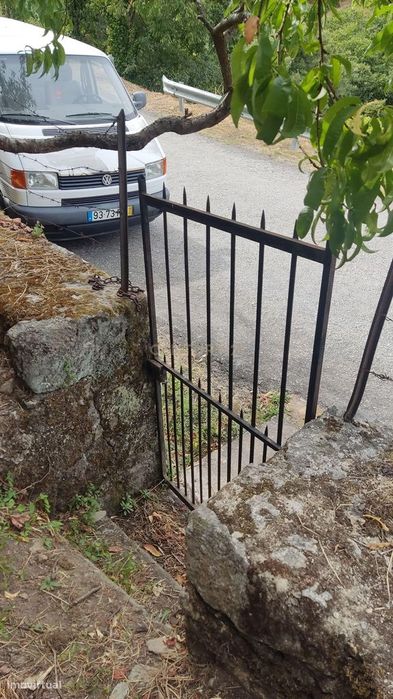 Terreno em Tabuaço, Viseu - 18600m² — Tabuaço, Viseu