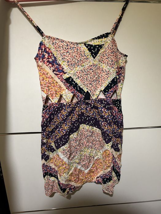 Kolorowa sukienka z wycięciami 36 H&M