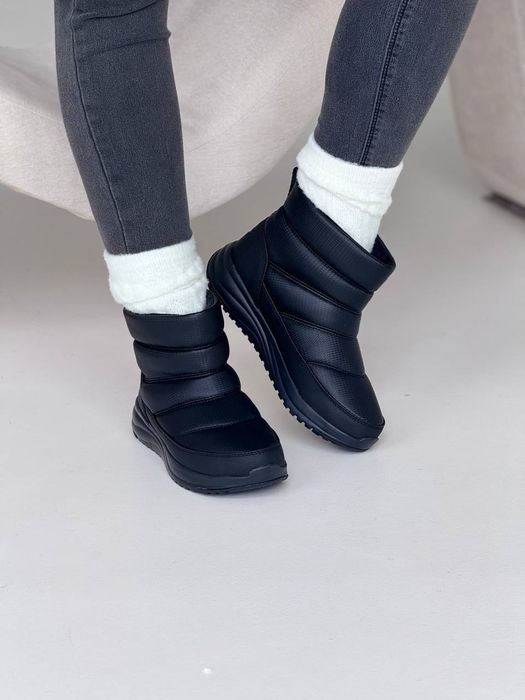 Дуті черевички від Skechers