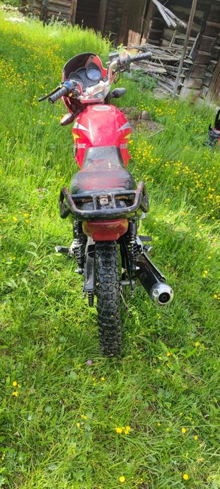 Срочно продаю мотоцикл spark 200!!