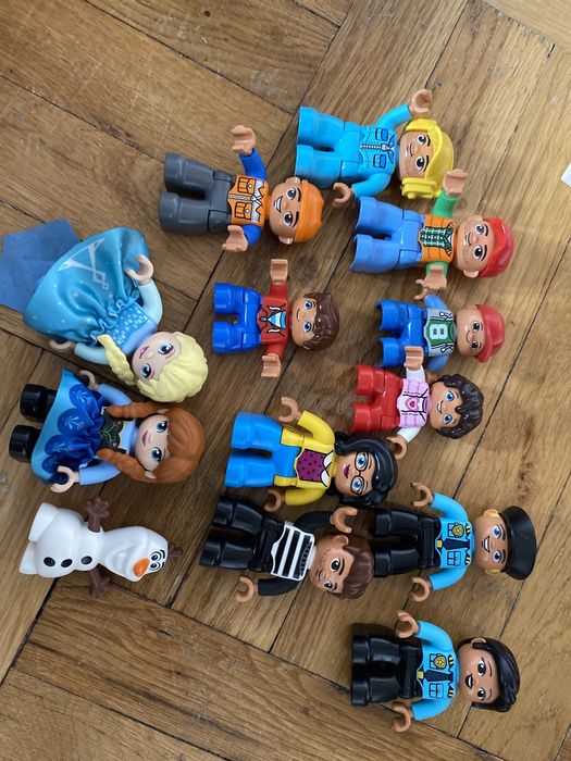 Duplo, ponad 260 klockow, zwierzęta, koparka, samolot, policja, elza