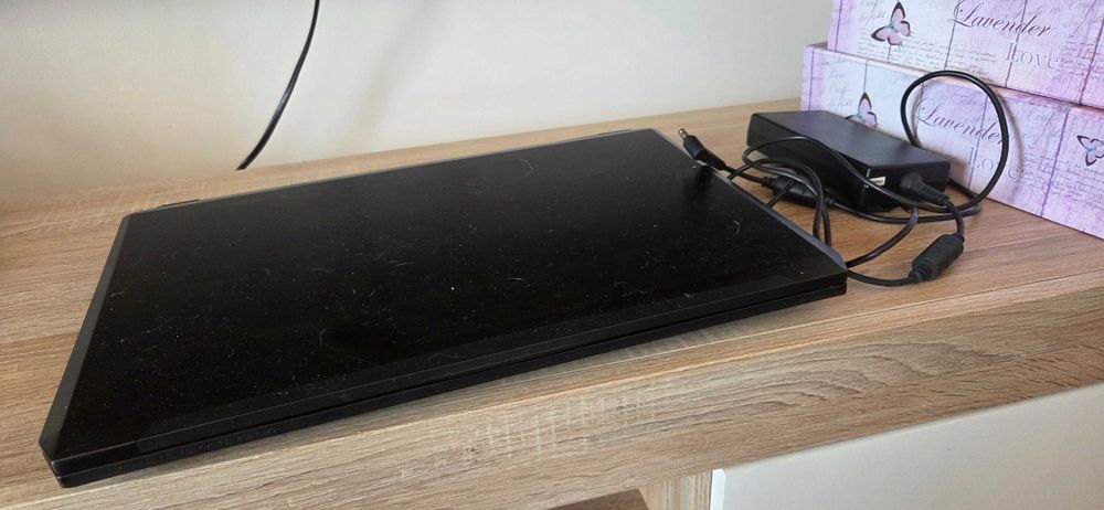 Portátil Gaming Clevo P670RE 17,3" | i7 | GTX 970M | 16GB | SSD 512GB