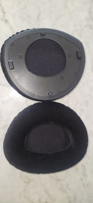 Sennheiser RS Wireless + Base + Cabos + Baterias Recarregáveis