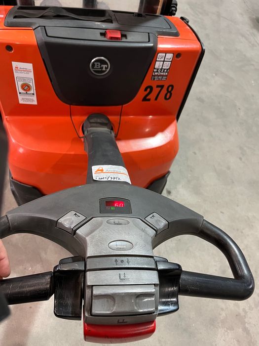 Wózek widłowy BT Toyota paleciak