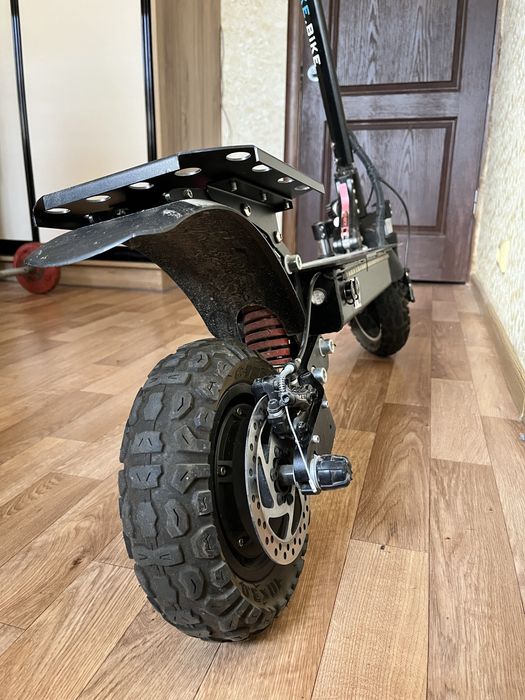 Електросамокат Like.Bike Solo чорний