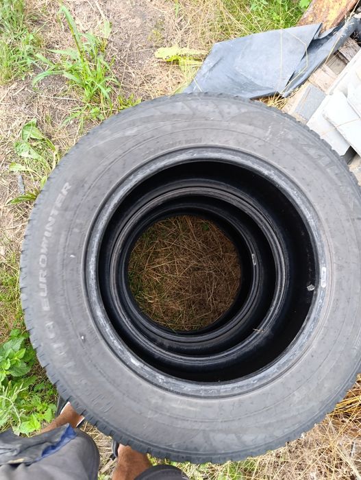 Dwie opony para 235/65 r 17 3 opona gratis