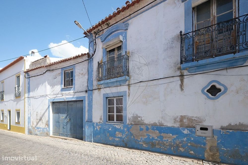 Moradia T6 para venda