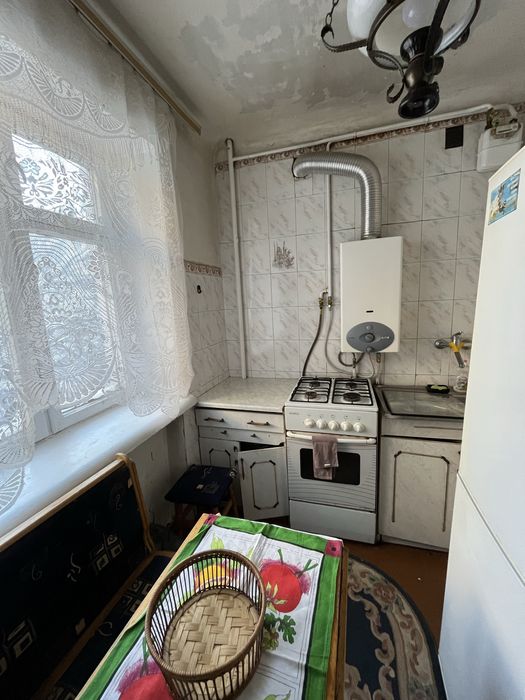 Здам в оренду 3 кімнатну квартиру по вул. Степана Бандери