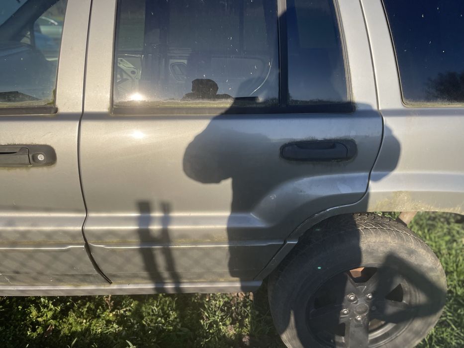 Klapa tył maska jeep wj