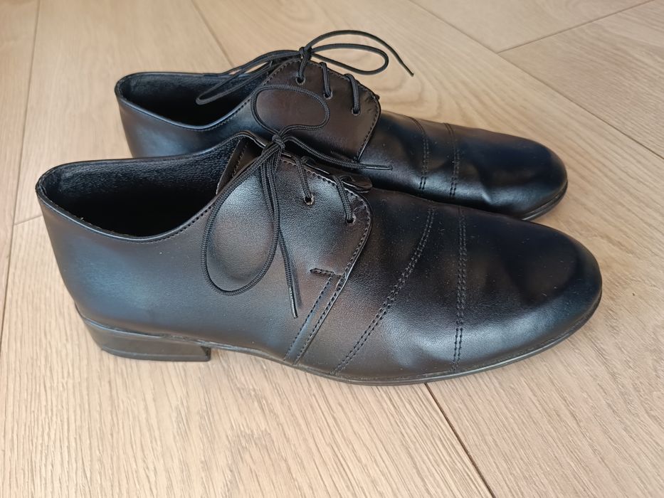 Buty komunijne 35