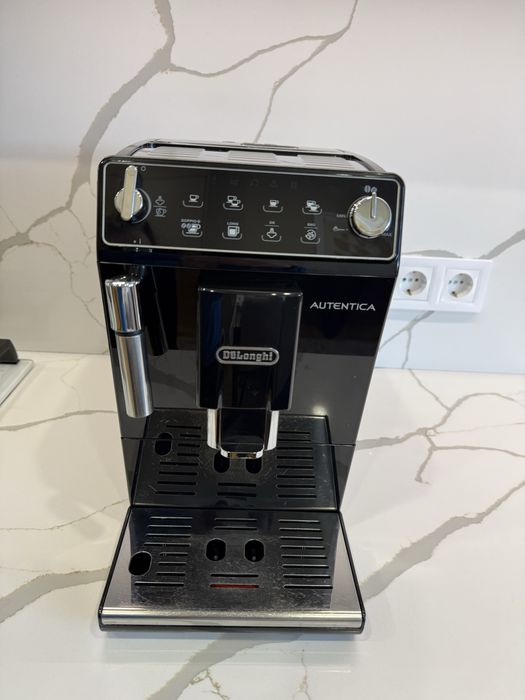 Кавомашина delonghi autentica