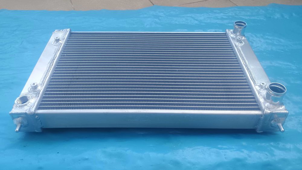 chłodnica wody Aluminiowa Volkswagen Golf 1/ 2 Golf cabrio 1/2 Jetta Caddy Scirocco 1/2  Gruba W-WA