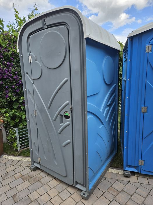 Toaleta przenośna WC na zewnętrz