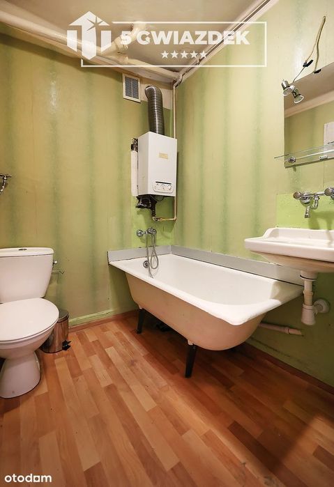 Kawalerka na parterze w centrum miasta.