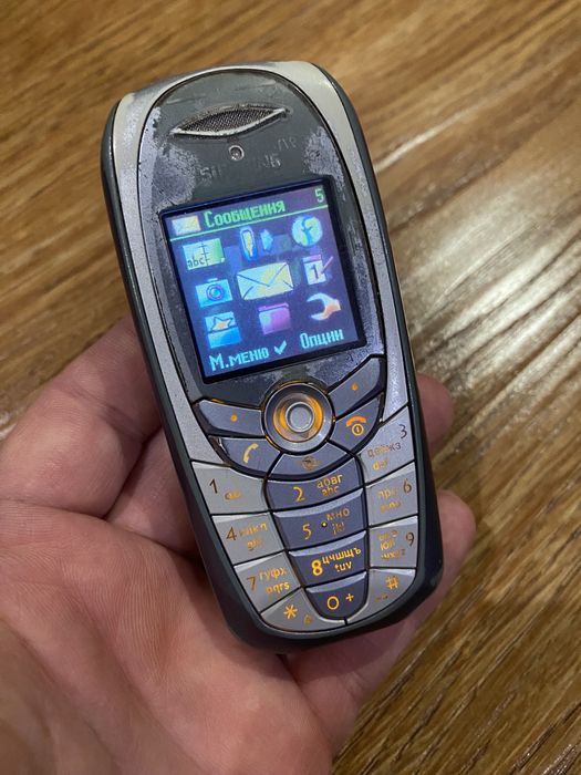 Мобильный телефон Siemens c65