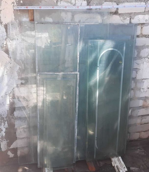 Стекло, стекло оконное, скло віконне 3-4-̶5̶-̶6̶ мм