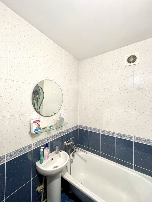 Продаж 2 кімнатноі квартири в Соляних