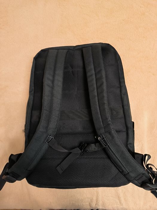 Рюкзак для ноутбука  TIGERNU T-B3905 19" USB