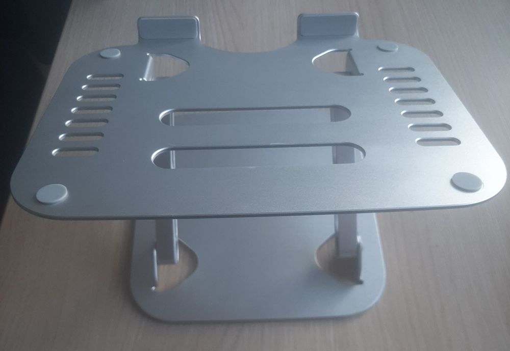 Podstawka pod laptop/tablet + oryginalne opakowanie