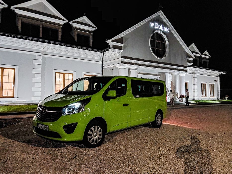 Transport Gości weselnych transport osób bus 9 osobowy bus wesele Dobr