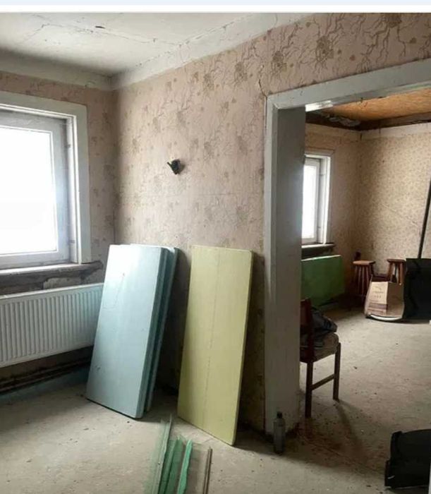 Продам дом в Мерефа .Нижние Озеряны. Участок 40 сот. Тихий район.TB