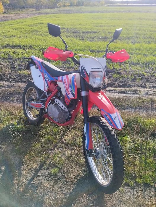 эндуро мотоцикл, модель bse s2