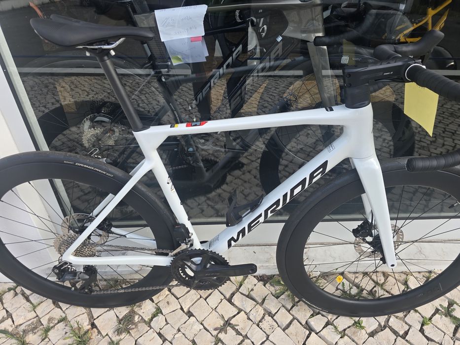 Merida carbono com rodas carbono