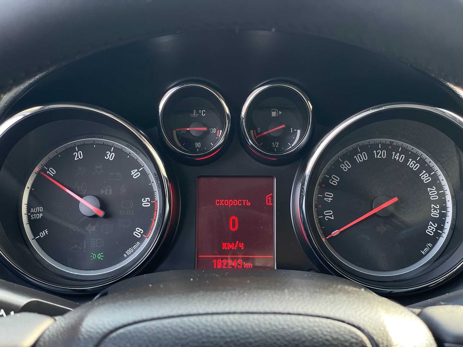 Opel Astra 2011 дизель