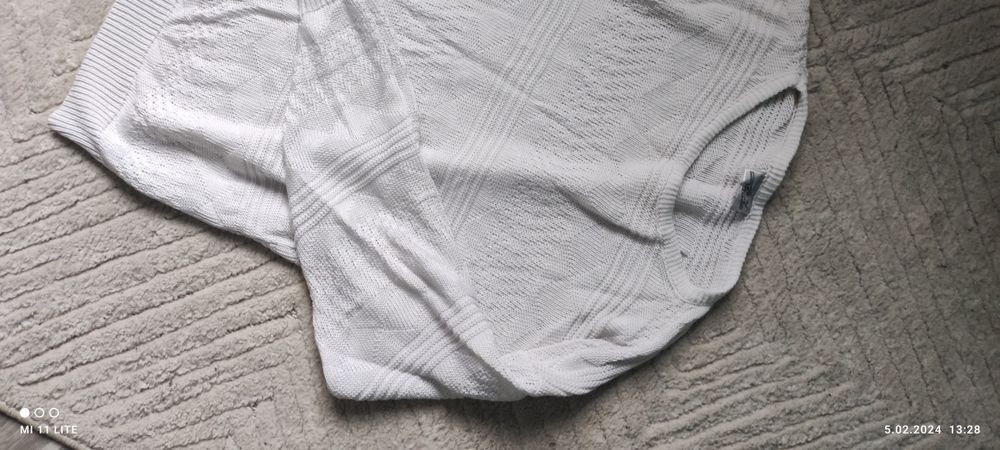 Sweter roz.      38.     .