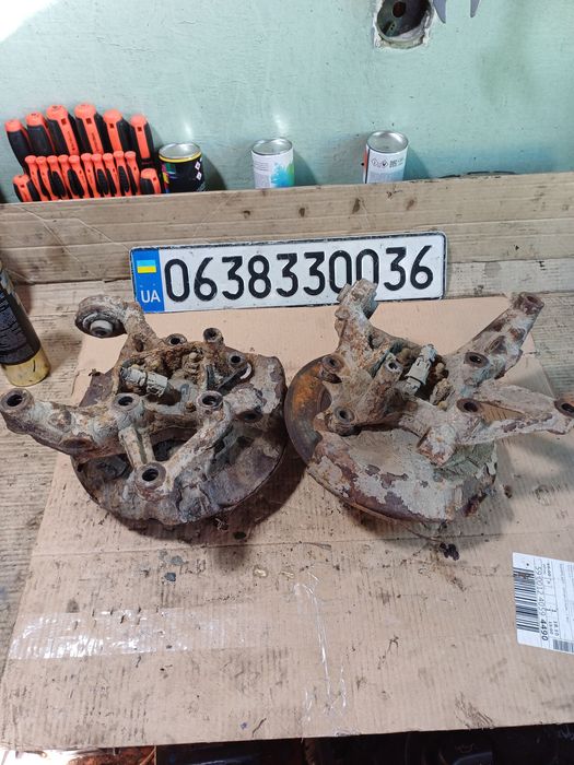 Opel Vectra C задні ступиці цапфа поворотні кулаки взборі