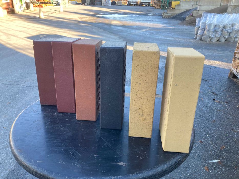 Cegły klinkierowe różne 1,50 do 2,-