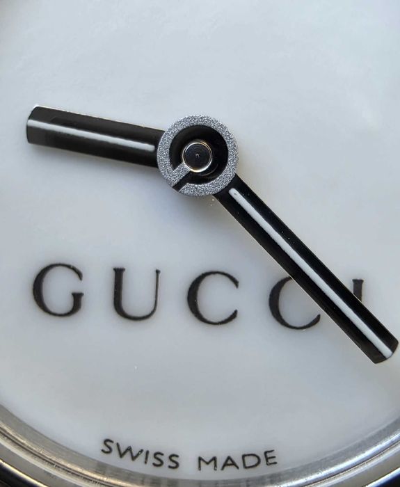 Жіночий годинник Gucci Swiss made