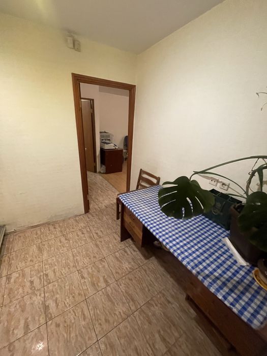 Оренда , вул. Антонова, 4 к.1, зручне офісне приміщення