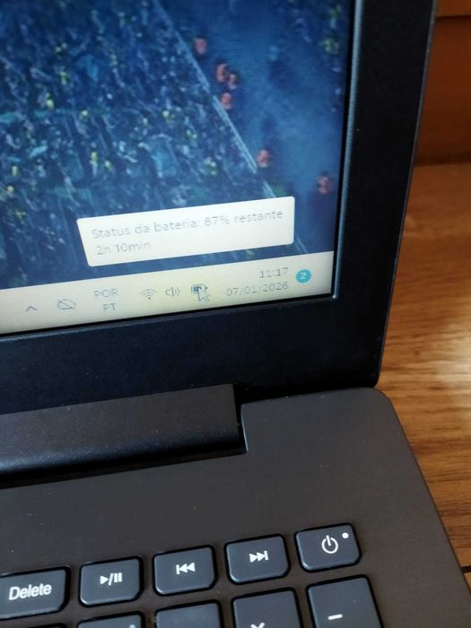 Portátil LENOVO i3 Ideapad 320 6 Geraçao