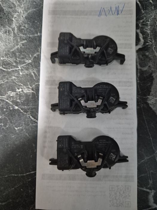 Продам датчик тиску в шинах