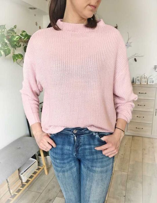 Różowy sweter oversize Cropp jesienny sweterek pudrowy róż S