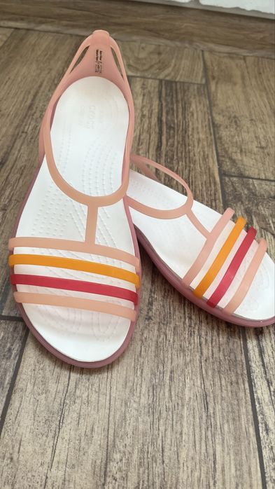 Женские босоножки Crocs W 6