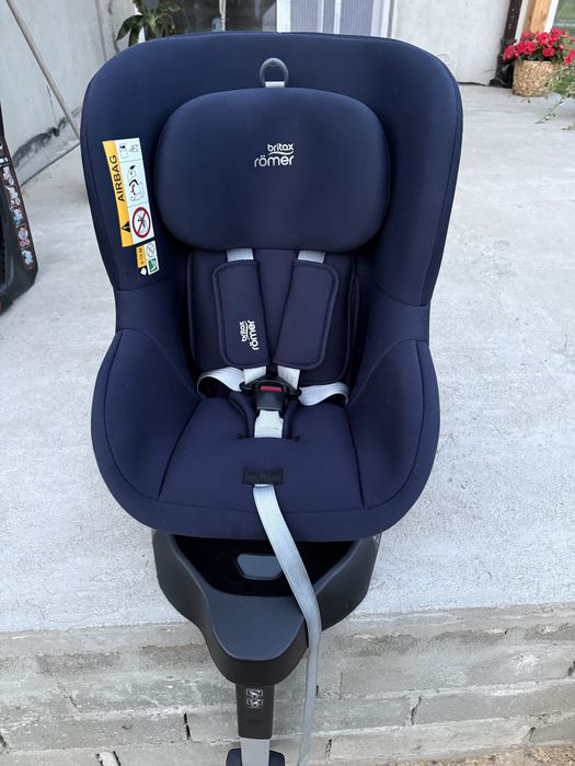 Fotelik Britax Römer Dualfix M Plus 360’