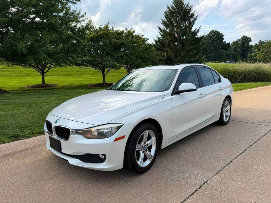BMW 3 Series 320i      2015