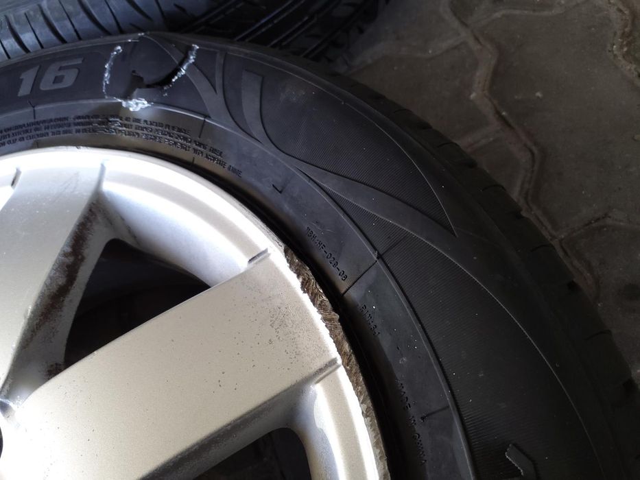 Jantes Toyota R15 Furação 4X100 Com Pneus 195/60