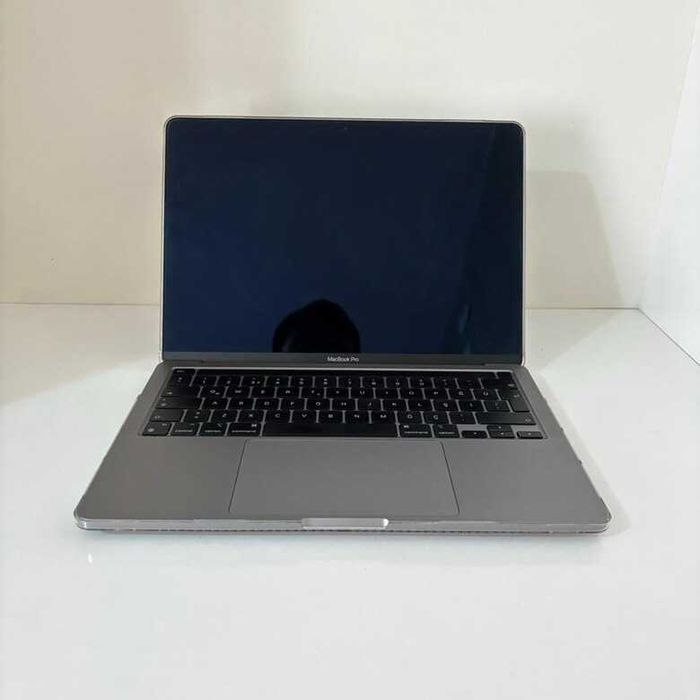 Macbook m1 pro 8 256 Sosnowiec • OLX.pl