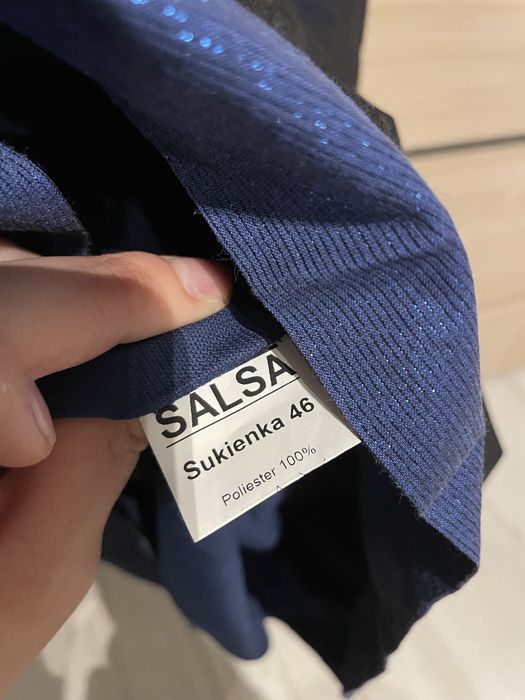 Sukienka elegancka rozmiar M L brokat