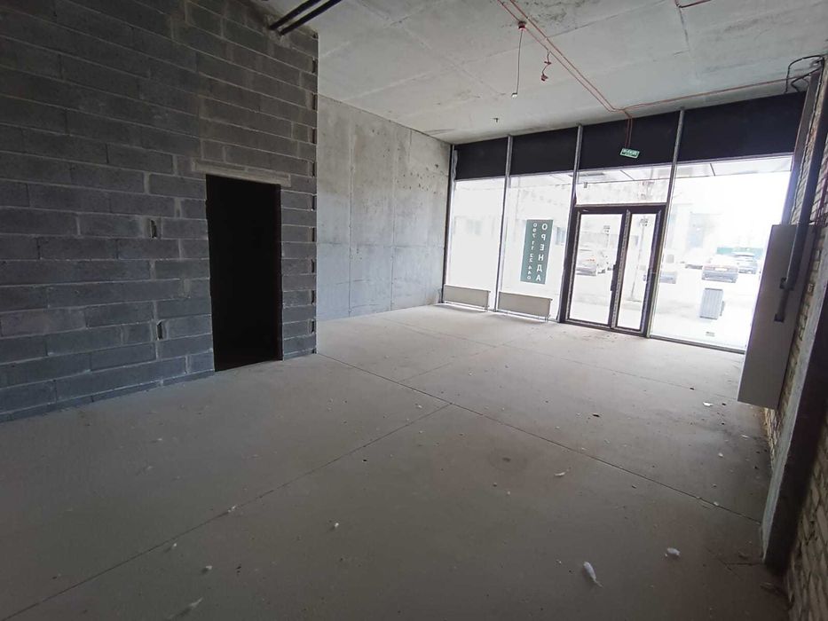 ЖК Диброва Парк. Фасадное помещение "Open Space" 51 м2