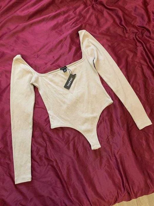 Боді лонгслів з рукавами в рубчик, квадратний виріз