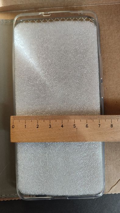 Etui na telefon 15,5x 7 cm realme